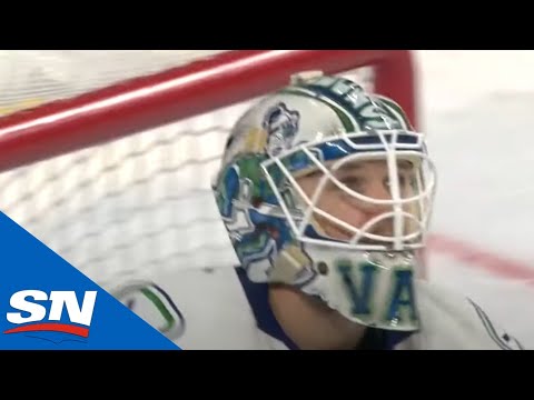 Vancouver Canucks vs Philadelphia Flyers | FULL Shootout Highlights - October 15, 2021