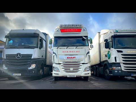 John Petch Transport - Smart DAF XF 530