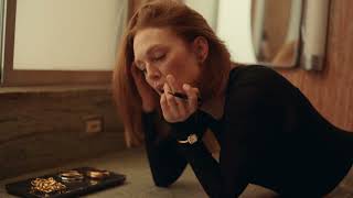 Movado JULIANNE MOORE "ALWAYS IN MOTION"