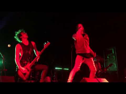 2 - Ten Thousand Feet & Running With Scissors - I See Stars (Live in Charlotte, NC - 11/19/16)