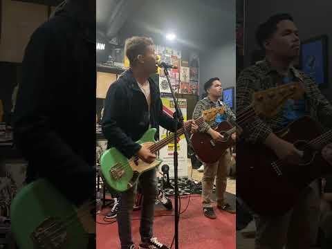 Menjelang Hilang - CloseHead | nawnaw aliansi tasikmalaya #closehead #nostalgia #tasikmalaya