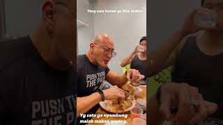 Download lagu Perayaan Imlek Keluarga Om Deddy. #deddycorbuzier #sabrinachairunnisa #azka #nada mp3