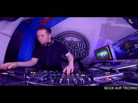 Home Stream// Dennis Kolsch (Demski)  // NadYn