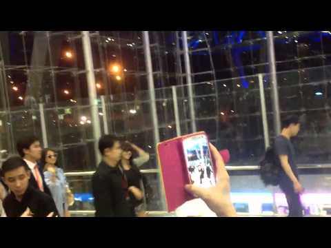 [FANCAM] 130316 Sistar at  Suvarnabhumi Airport Back to Kor