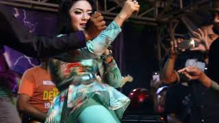 Download lagu Juragan Empang Ratna antika on BJ desa bulujaran kidul bergoyang mp3