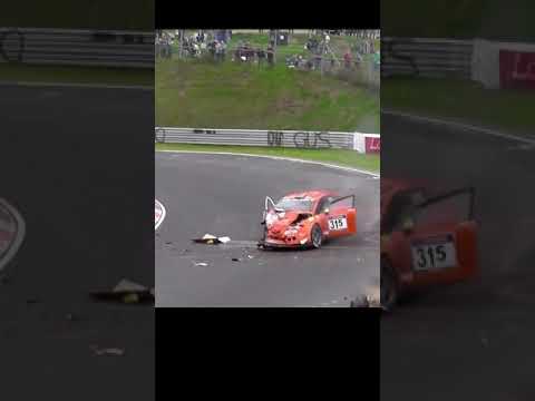Big Supercars Jumps At Nurburgring Save And Crash #shorts #edgarcar #bugattichiron #chiron #bugatti