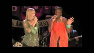 JULIA FORDHAM FT INDIA.ARIE - CONCRETE LOVE (Live from the House of Blues)