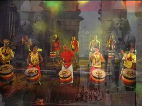 Akhenaton e Nefertiti - Olodum