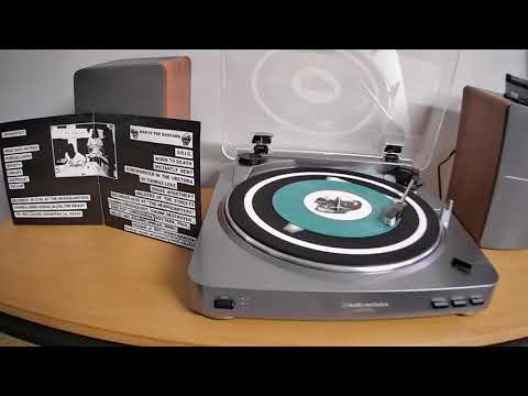 Crossed Out - Man is the Bastard - split 7 inch