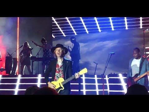 Thumbnail for Beck, Devil's Haircut (Live), 09.19.2018, Pinewood Bowl, Lincoln NE by Roger joseph manning