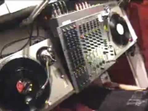 DJ Food & DK - DJ-Set On 4 Turntables '2001