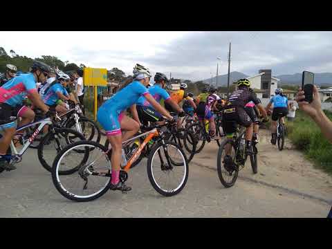 7° bike marathon Praia do Rosa 2018 - largada da categoria pró