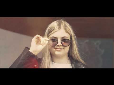 RAPortage: Musikvideo "Ganz weit weg"