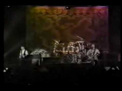 Chuva de Containers (Live).avi