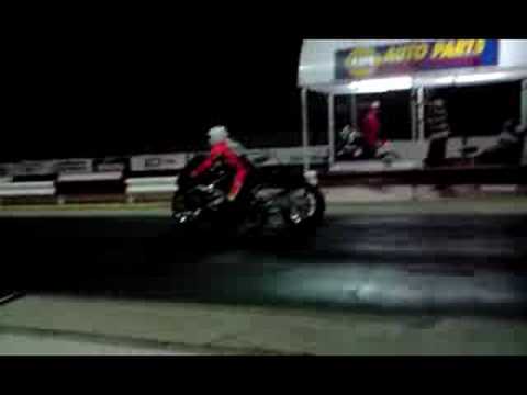 Mas kareda di brommer na pista