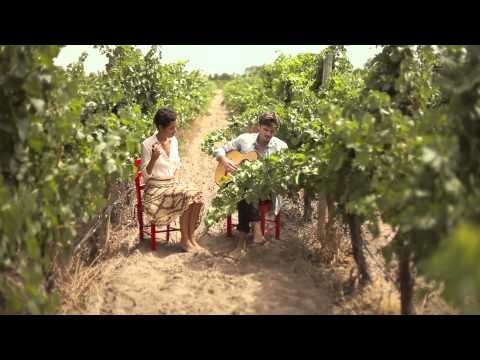 LaVitrola.cl: por h o por v - Mumbai Tragedy