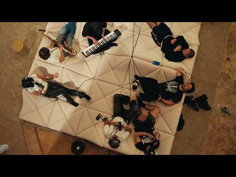 Video Thumbnail: Fred again.., Brian Eno - Cmon (LATIN MAFIA, KatzPascale, Fred edit) (hour 10, Mexico City)