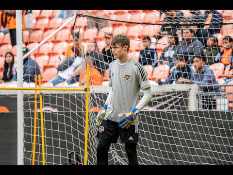 Playing against the 4-3-3 | Goalkeepers role in breaking the press | Locating interior options