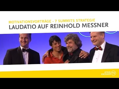GSA German Speakers Association. Steve Kroeger hält Laudatio auf Reinhold Messner.