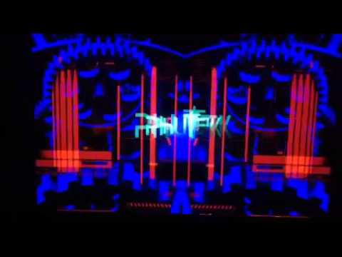 Phutek - Timerunner (Original)