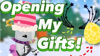 OPENING MY GIFTS!! I GOT STARLIGHT WINGS!! :O PINK CLOUDS AJ