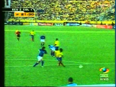 2004 (June 2) Ecuador 2-Colombia 1 (World Cup Qualifier).mpg