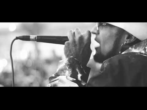 DETRAS DEL MENSAJE - AKARIAN.MIRUÑAS (LIVE)