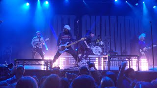 STATE CHAMPS &quot;Lightning&quot; (Live In Orlando)