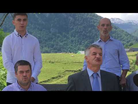 UN GRAND MERCI - Hommage au personnel hospitalier, par Jean LASSALLE, David OLAÏZOLA et Pots Canta
