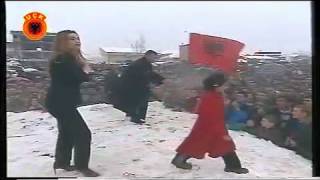 Leonora Jakupi - Mos E Prek Ushtarin Tim