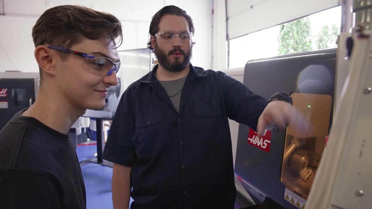 Applied Technology Programs at MCC