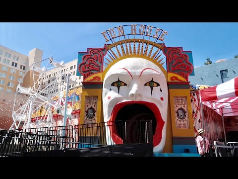 IT Chapter 2 Experience - Haunted House & Carnival Walk Thru Hollywood / Pennywise Pop Up Attraction