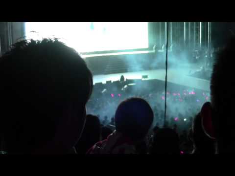 10/12/11 2011 Girls' Generation Tour (part 1)