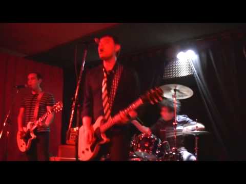 IDOL LIPS - Down by l.u.v. - Don't want around -  Sinister noise - 05-09-2013