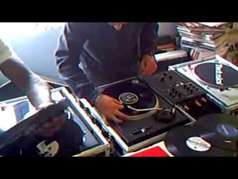 DJ COKODOWN & DJ CODAK mixe 4 platines REMASTERED
