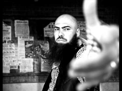 1-Q Sapro feat. Yalla - Continui calatoria