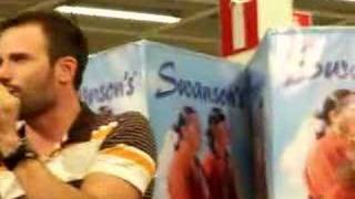 Martin Stenmarck var på Ica Maxi 19 September 07