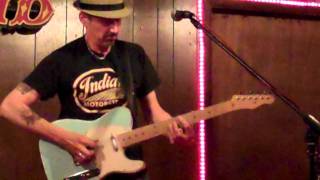 &quot;You Can&#39;t Catch Me - Chuck Berry&quot; Dan Hovey with the Thrillbillys live at the Surf Club 07.08.11