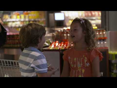 OTECKOVIA - Dráma v potravinách. Adam deti neustrážil