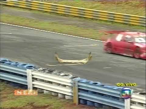 2006 Brazilian Stock Cars @ Brasilia - Bueno Crash