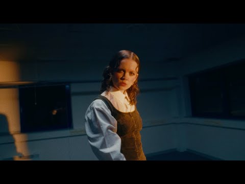 Maud – The Maze (visualiser)