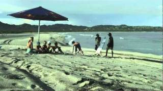 preview picture of video 'Red Bull Rising Surf Camp Mexico por RepublicaMX'
