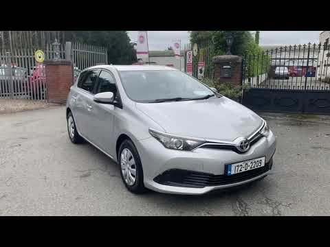 2017 Toyota Auris 1.33 Petrol AIR CONDITIONING - Image 2