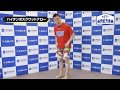 筋肉体操 の谷本道哉先生による「おうちで筋肉近大体操」Vol.18【ハイテンポスクワットナロー】