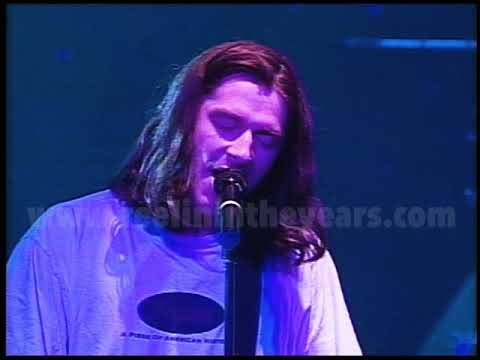 Collective Soul • “The World I Know/Gel” • LIVE 1997 [Reelin' In The Years Archive]