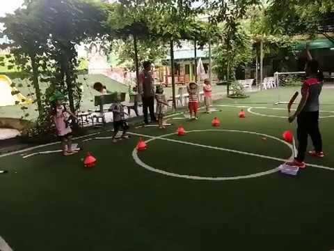 go-kids-10-van-dong-cua-uc