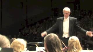 Flying Dragon Concerto composed /performed by Gao Hong with St. Olaf Orchestra
