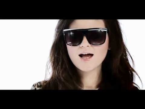 Robert M feat Nicco - Dance Hall Track ( Official Clip ).flv