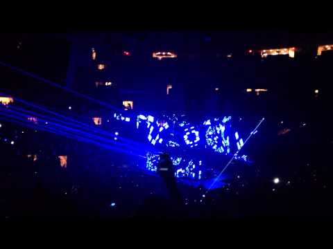 Heart is King vs Losing My Religion vs Punk - Swedish House Mafia @ MSG