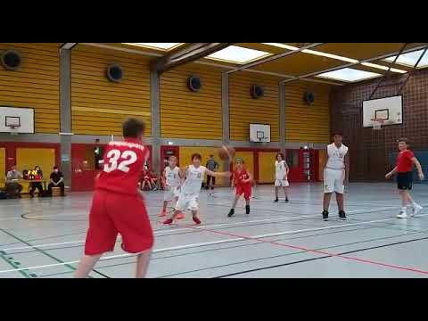 Basketball: mu12-1, Jahrgang 2010/11/12/13 beim Spiel